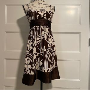 Forever 21 brown & white floral dress, size small